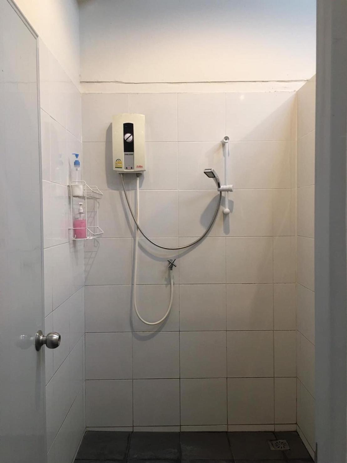 Zee Thai Hostel Bangkok Extérieur photo