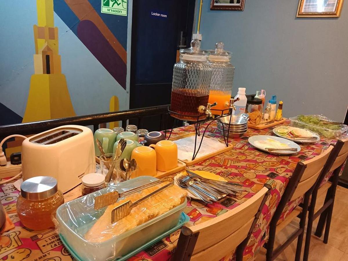 Zee Thai Hostel Bangkok Extérieur photo