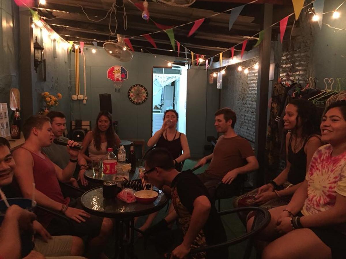 Zee Thai Hostel Bangkok Extérieur photo