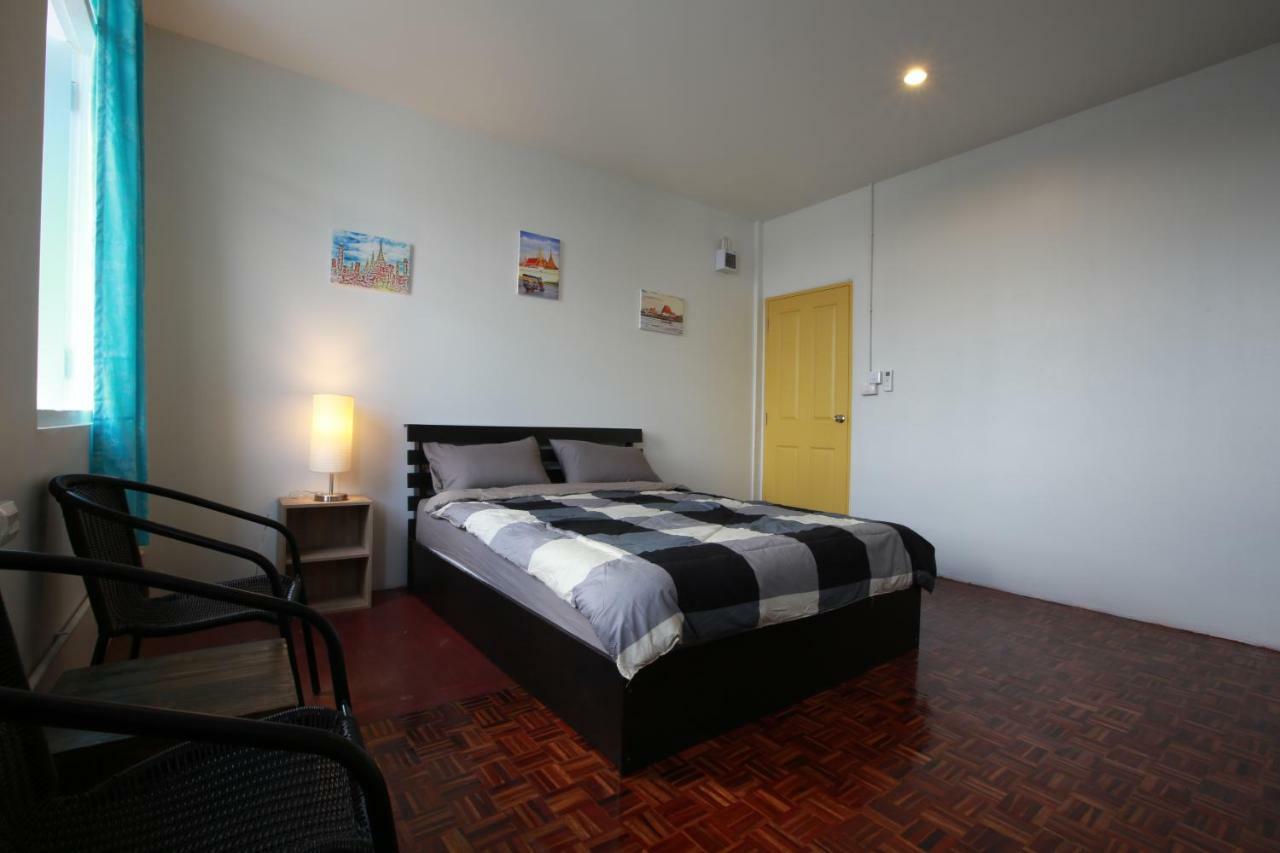 Zee Thai Hostel Bangkok Extérieur photo
